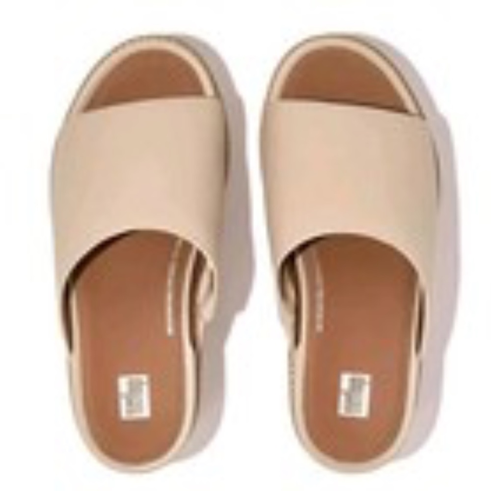 New FitFlop Eloise Slides Sandals Women  Beige Leather Cork Wrap Wedge 9US EUC